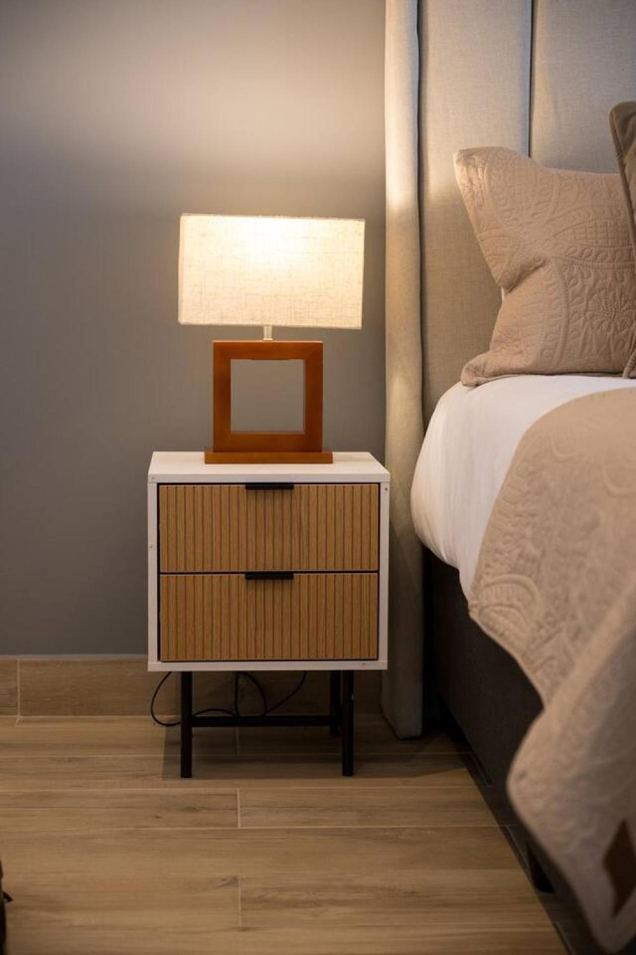 Elegance At 1702 Oceans Apartment Durban