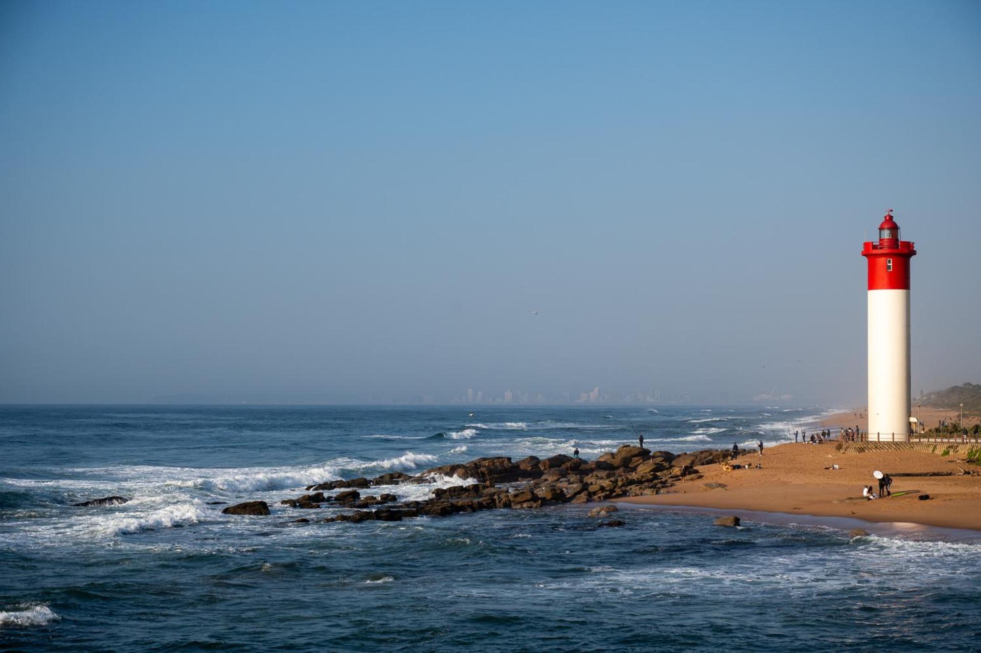 Apartment Elegance At 1702 Oceans Durban