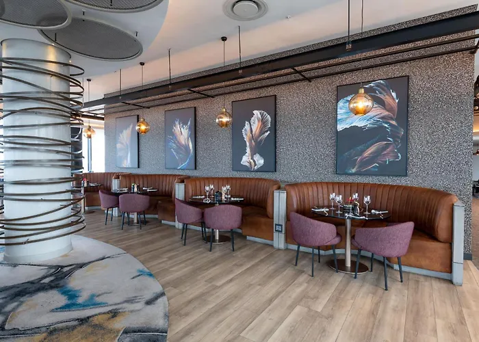 Elegance At 1702 Oceans