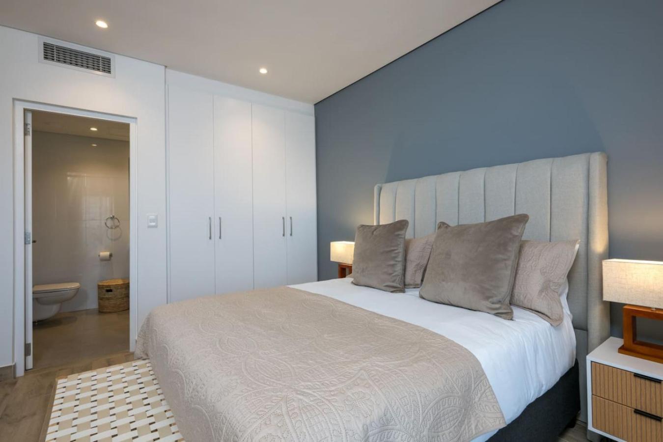 Elegance At 1702 Oceans Durban